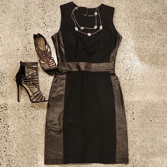 ANTONIO MELANI Dresses & Skirts - Antonio Melani Clouse dress